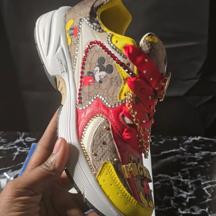 SNEAKER CLASS (AUGUST 25TH)